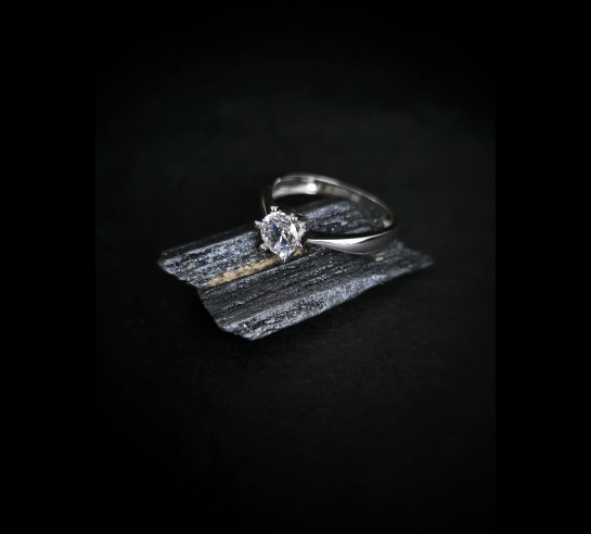 Zlatý prsteň Catherine