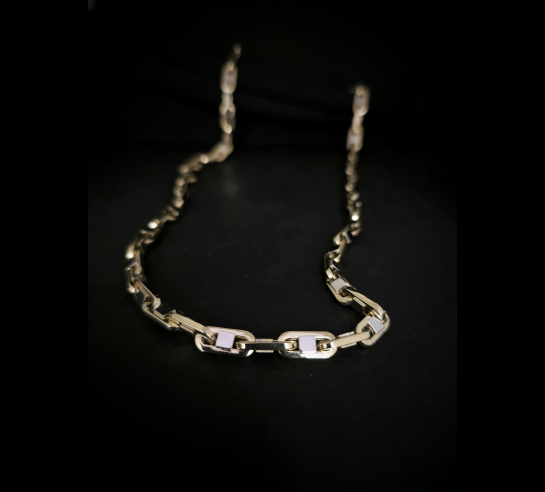 Zlatá retiazka Coraline