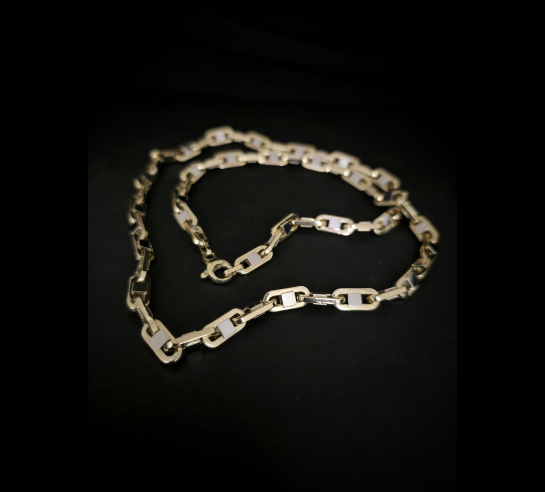 Zlatá retiazka Coraline