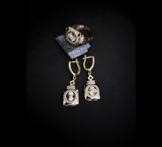 Zlaté náušnice Hadlo