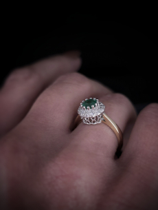 Zlatý briliantový prsteň so... 2