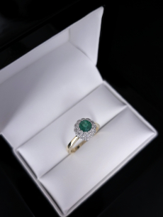 Zlatý briliantový prsteň so...