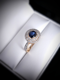 Zlatý briliantový prsteň so... 2