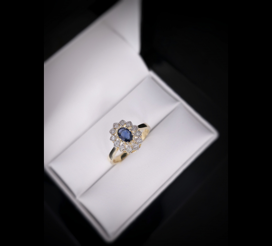 Zlatý briliantový prsteň so Zafírom Umag