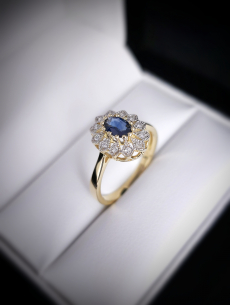 Zlatý briliantový prsteň so... 2