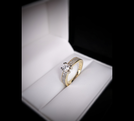 Zlatý l. briliantový prsteň Hanin