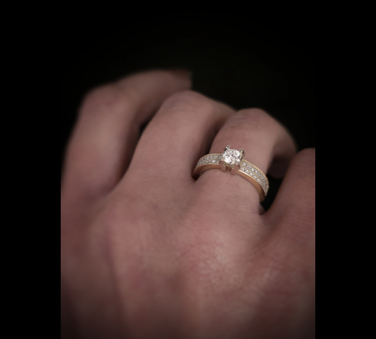 Zlatý l. briliantový prsteň Hanin