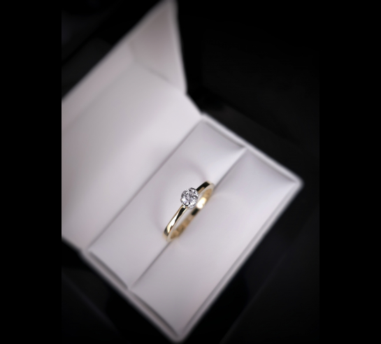 Zlatý briliantový prsteň Christion