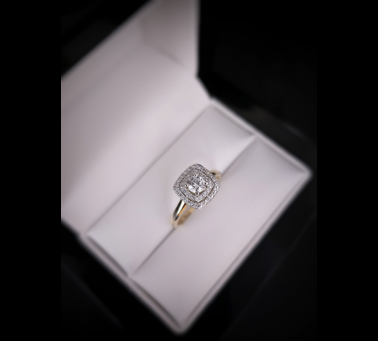 Zlatý L. briliantový prsteň Jimmi