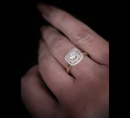 Zlatý L. briliantový prsteň Jimmi