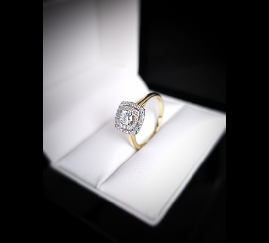 Zlatý L. briliantový prsteň Jimmi