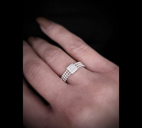 Zlatý briliantový prsteň Lionik