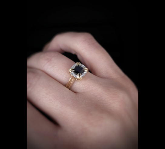 Zlatý briliantový prsteň so Zafírom Ilio
