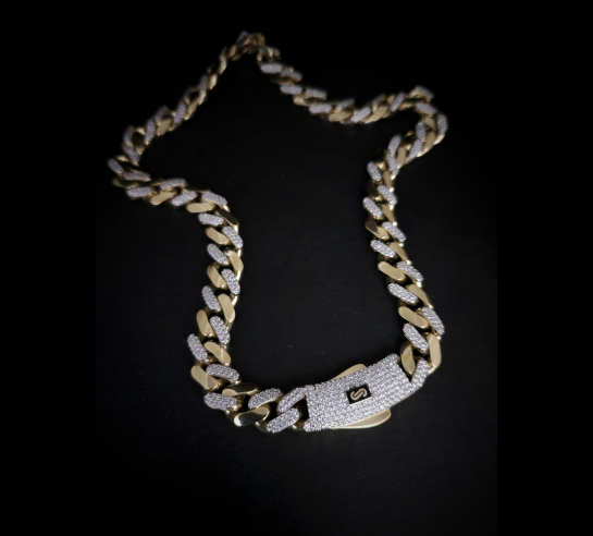 Zlatá retiazka Larah