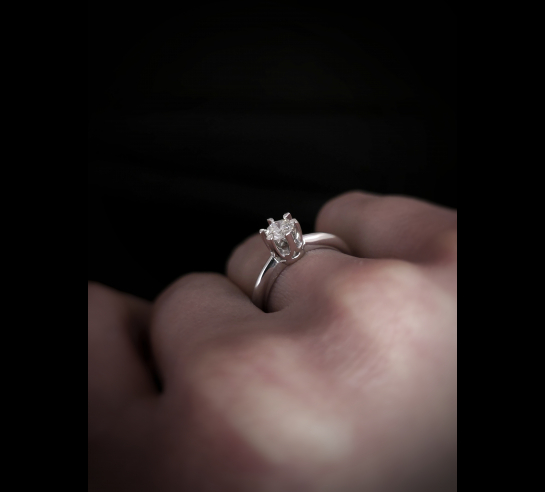 Zlatý briliantový prsteň Lauryne