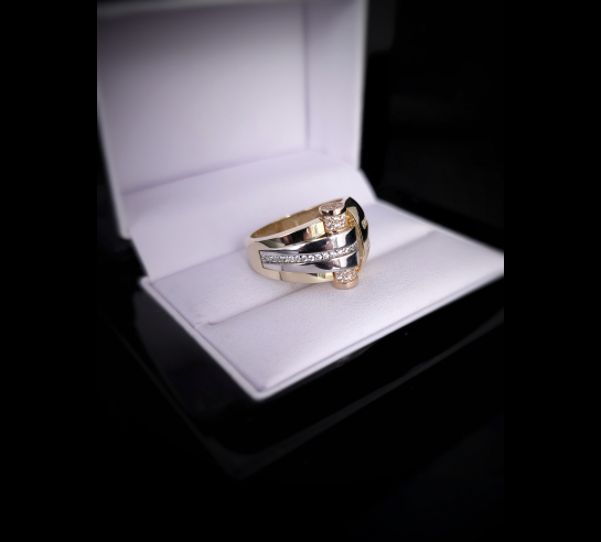 Zlatý prsteň Yareli