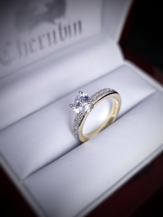 Zlatý prsteň Elissa