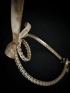 Zlatý tenisový náramok 2