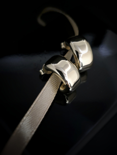 Zlaté náušnice Nira