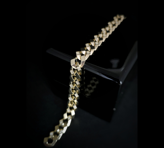 Zlatý náramok Laurel