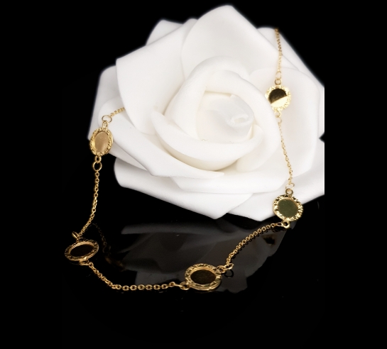 Zlatá celebrit retiazka Rubi