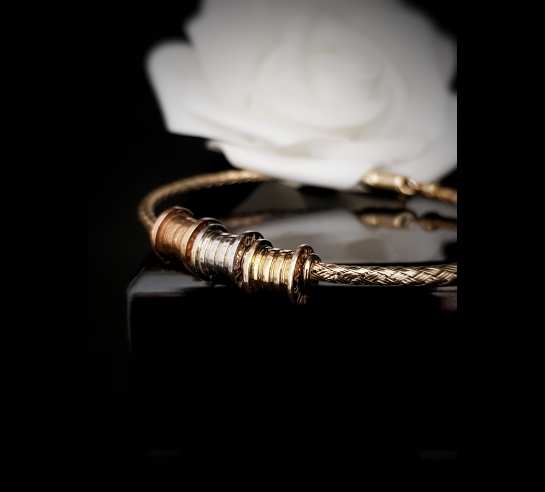 Exkluzívny náramok