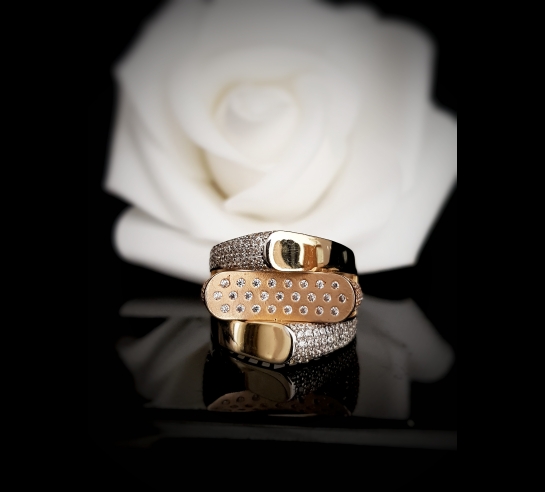 Luxusný prsteň