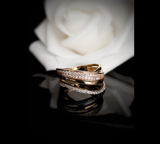 Luxusný prsteň